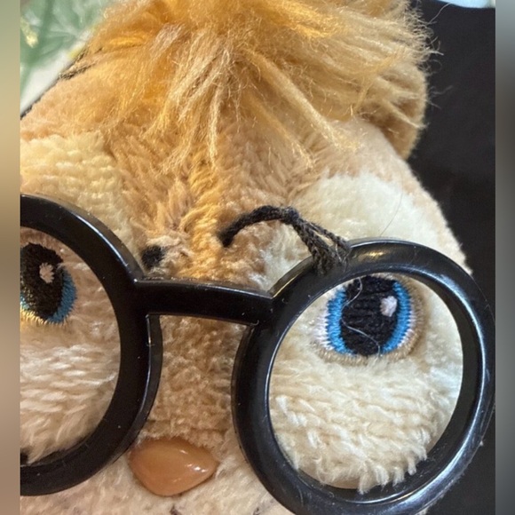 TY- ALVIN AND THE CHIPMUNKS - SIMON PLUSH - 7” Beanbag bottom - Picture 7 of 7